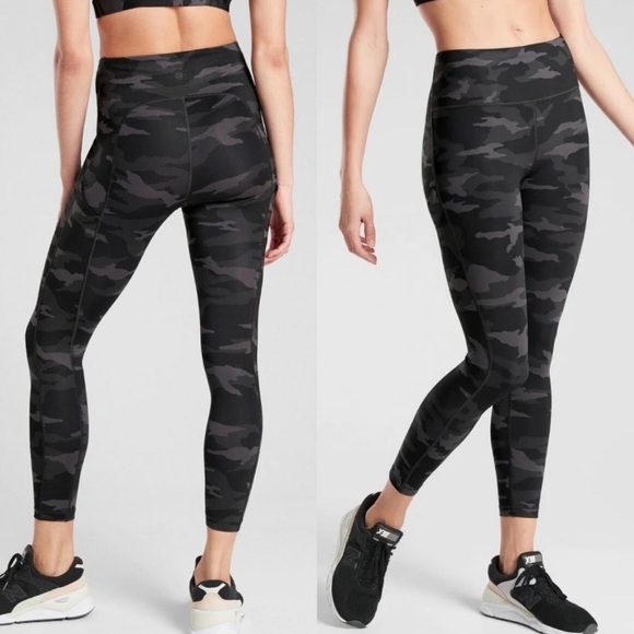 Athleta Ultimate 7/8 Black Camo Tight Leggings - Picture 1 of 5